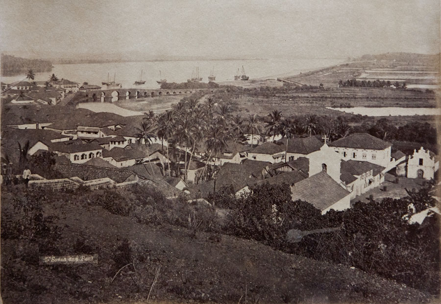 Ponte de Linhares c.1900 from the Central Library Archives