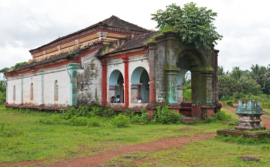 Vetal temple at Naveli-Sakhali