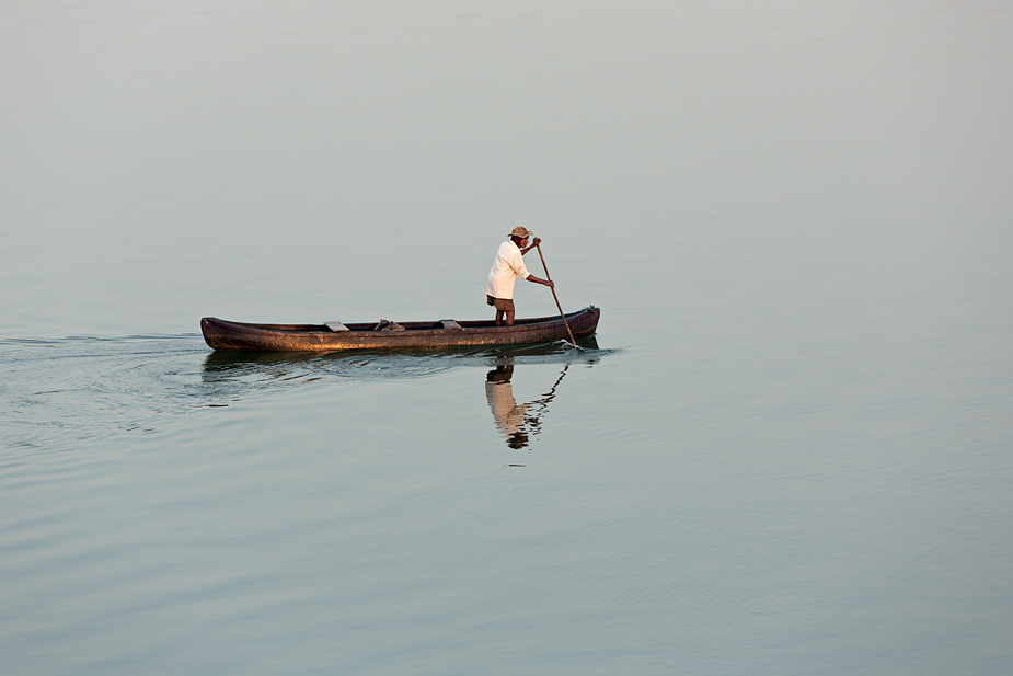 Fisherman on River Chapora, in Siolim, Goa