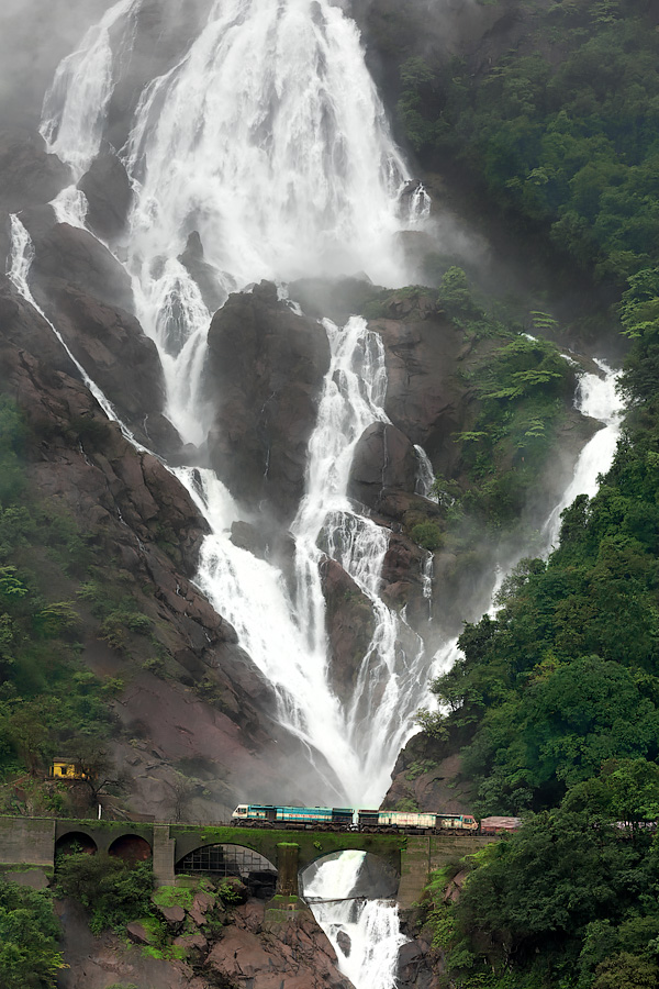 Doodhsagar waterfall, Goa