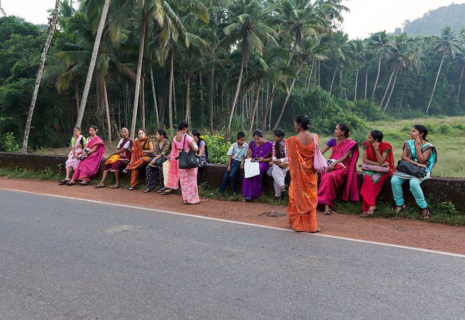 Women of colour, Priol, Goa