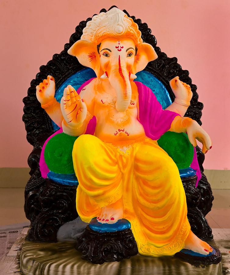 Ganeshas made by Umanath Naik of Nagueshi