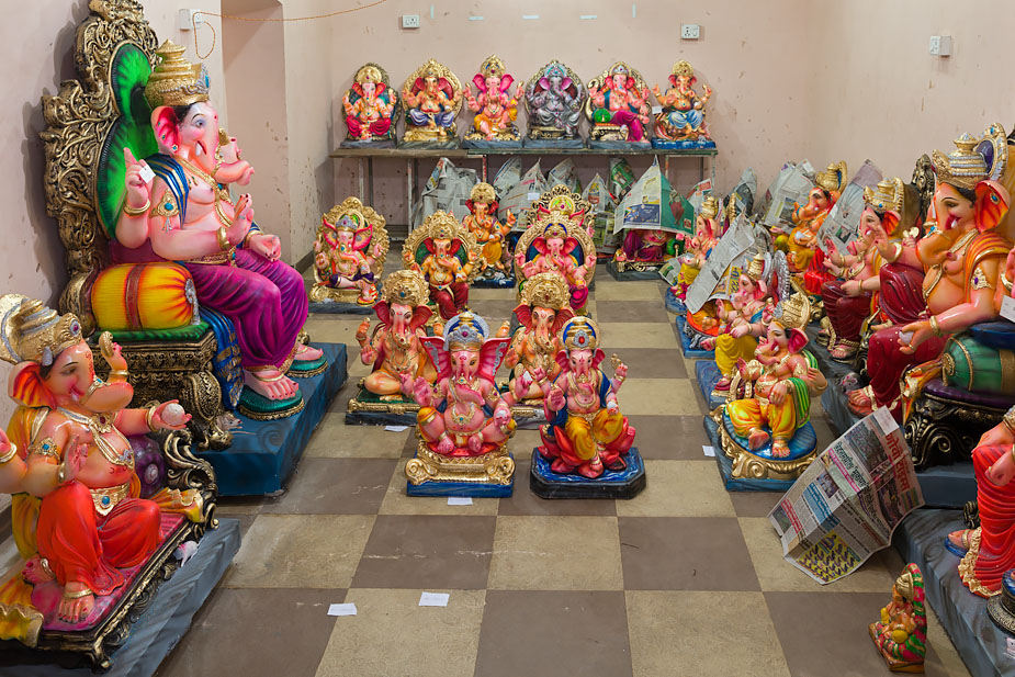 Ganeshas in Ribandar made by Santosh Kaskar